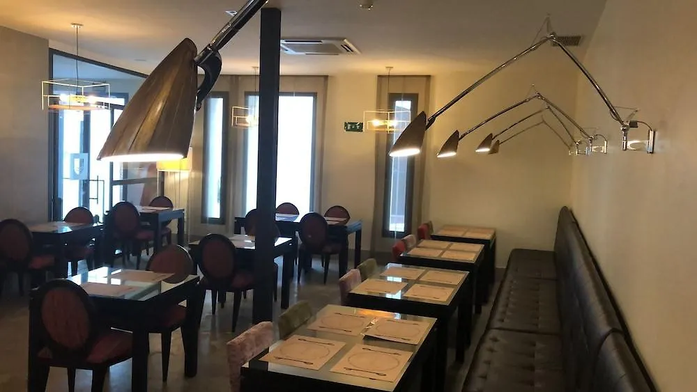 Hotel Yit El Postigo Úbeda 4*,
